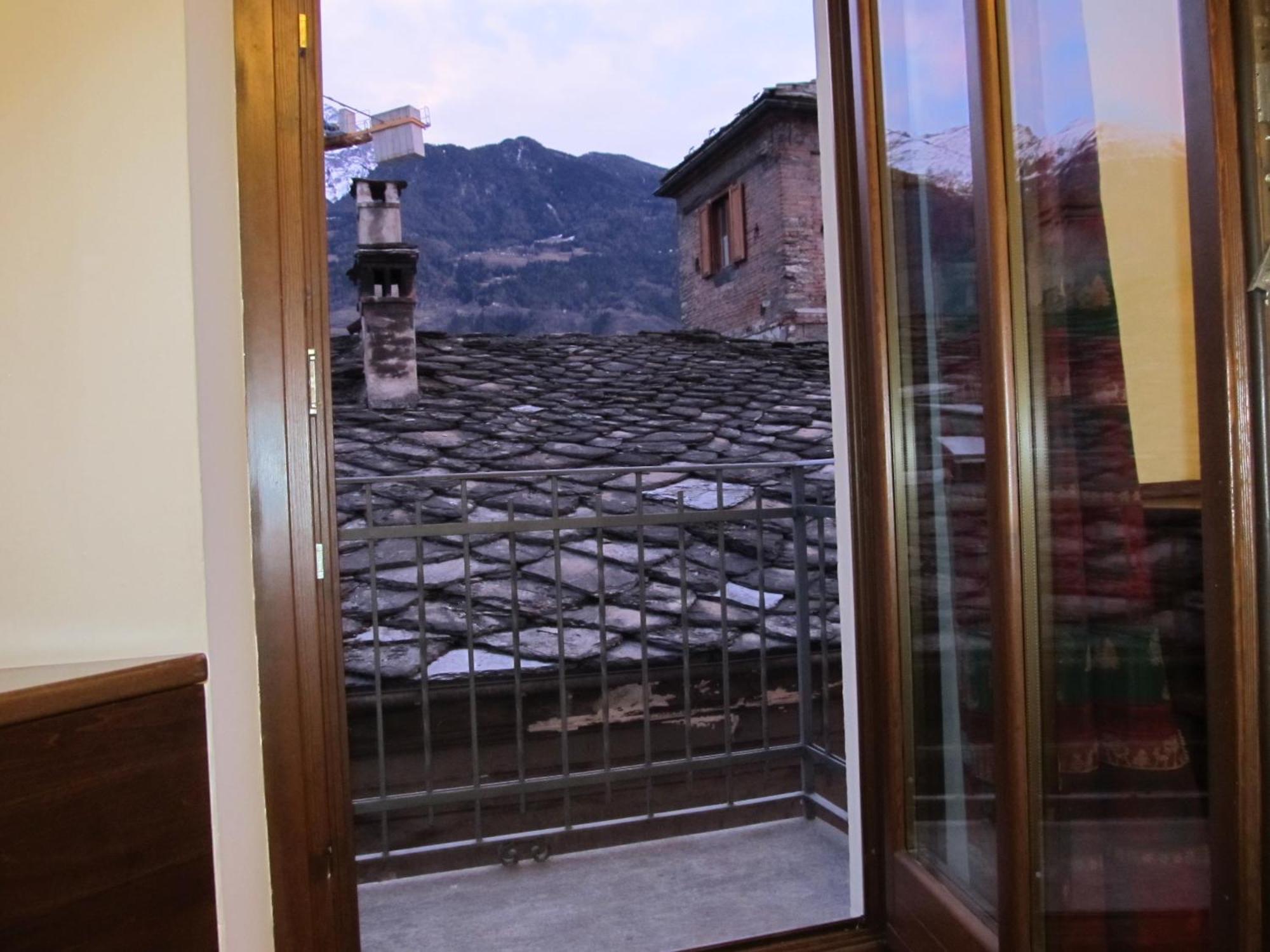 Aosta Maisongnemaz Exterior photo
